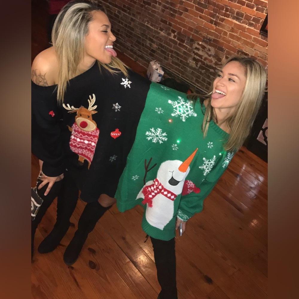 Sewn together Christmas Sweater 👯‍♀️